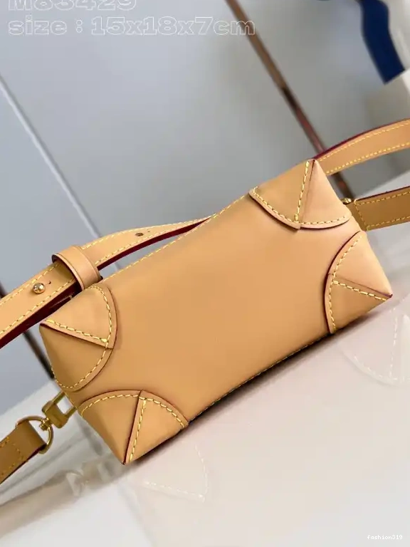 Nano VUITTON LOUIS Steamer 0505